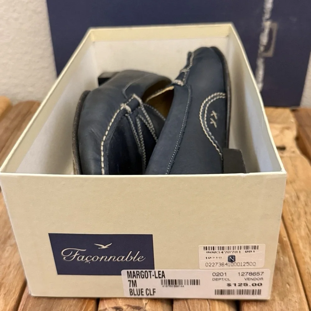Facconable Navy Blue Leather Driving Moccasins Loafers Women Size 7 M